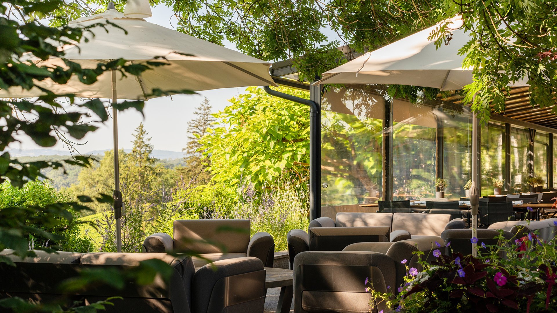 Châteauvieux - terrasse extérieure